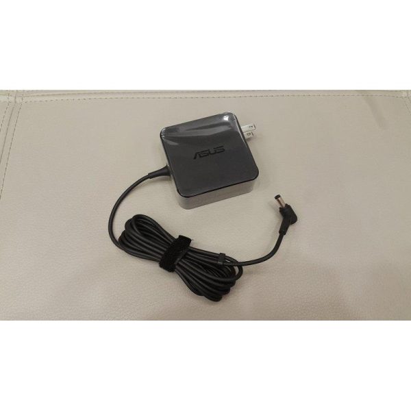 全新ASUS 華碩充電器19V 2.37A 45W 5.5*2.5 AD883120 AD883J20 AD883P20